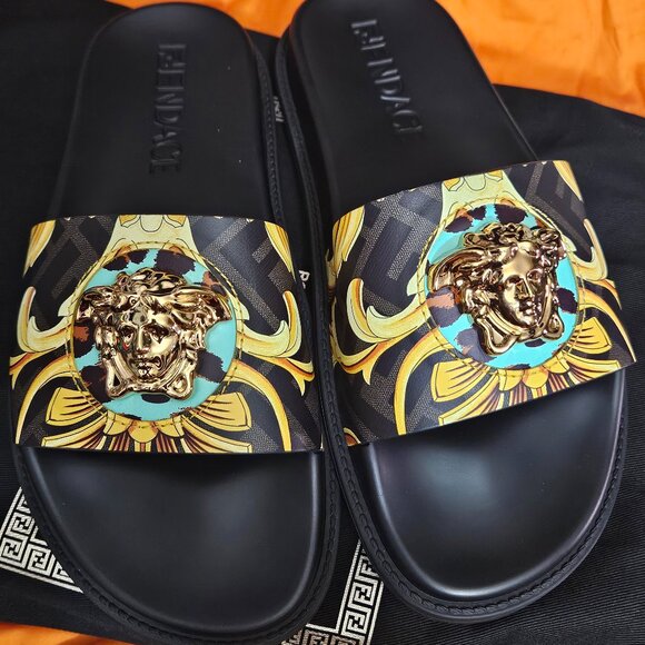 Pool Slide Vitello St FENDACE Gold Baroque Multicolor-Oro VERSACE size 5 - Picture 1 of 9